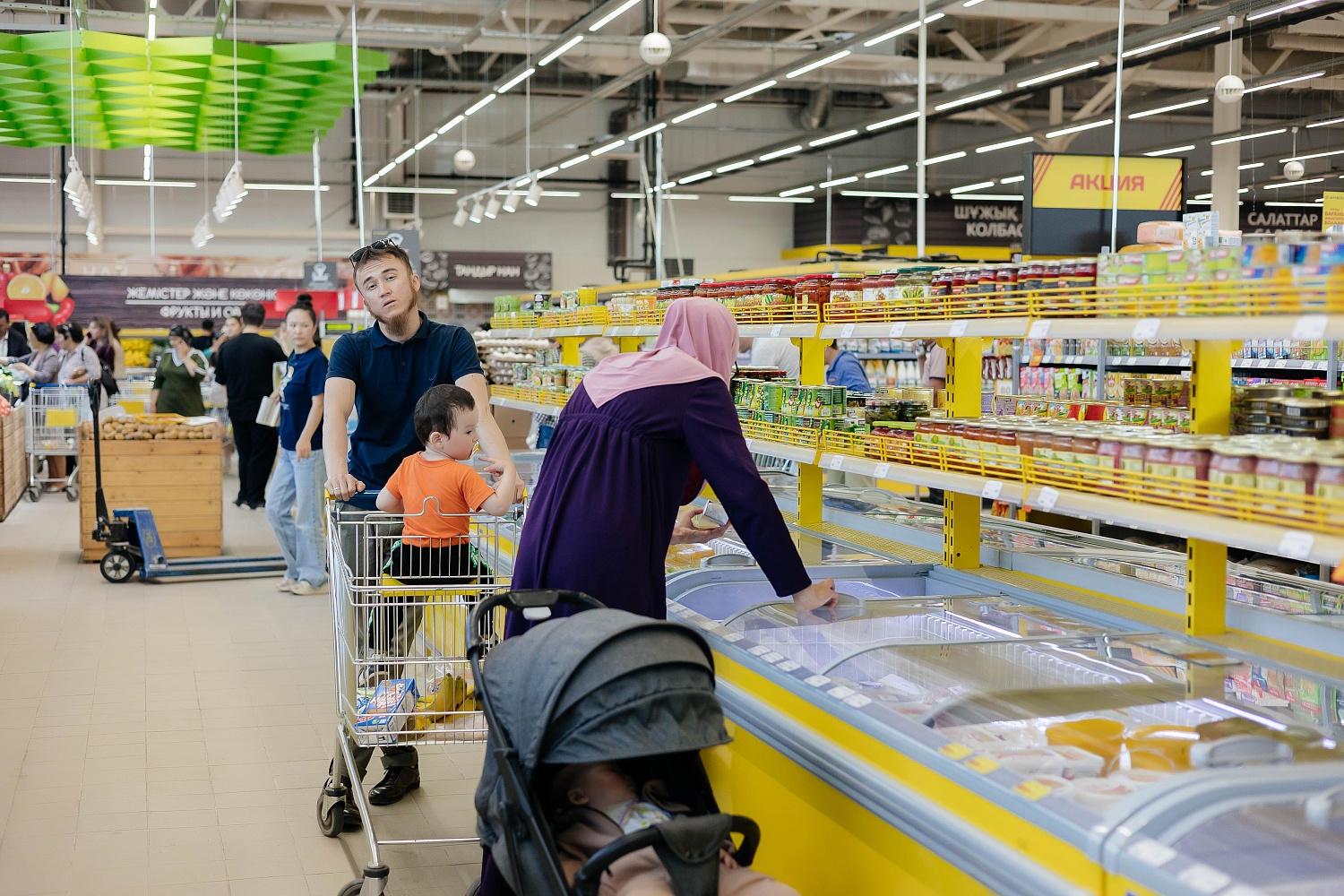 День рождения гипермаркета "Анвар" в г.Актау.